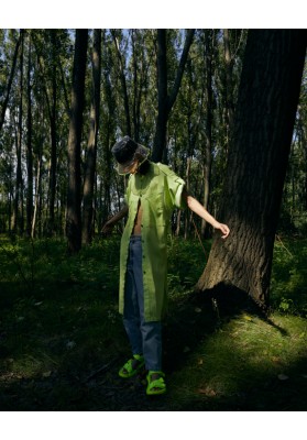 The 3/4 denim dress dyed in neon green